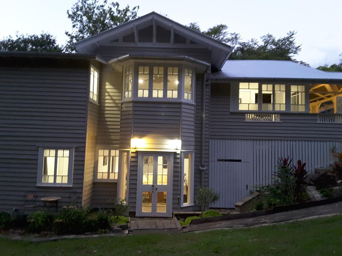Keillor Lodge Maleny Exterior photo